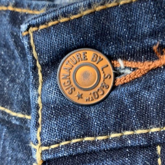 Womens Levis Signature Bootcut Dark Wash Size 12L Tall 2723 Lightweight Stretch - Picture 2 of 9